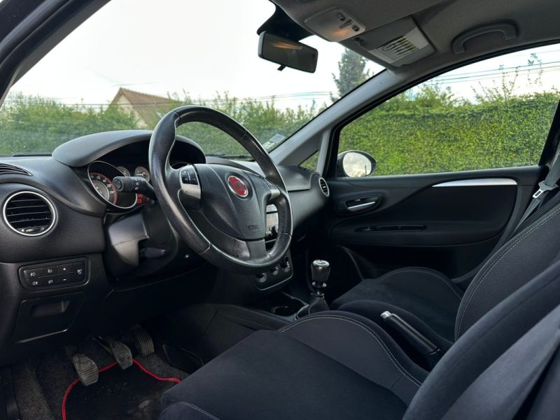 FIAT PUNTO 1.2 8V 70CH YOUNG 5P 2015