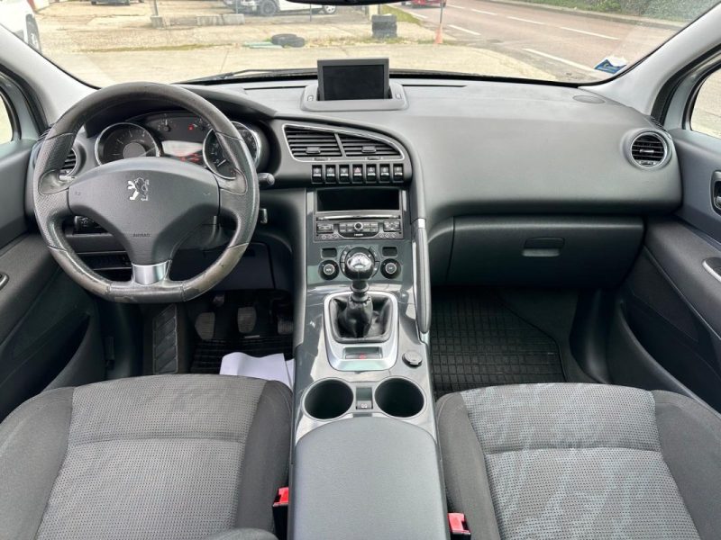 PEUGEOT 3008 1.6 THP 16V 156CH FÉLINE 2012