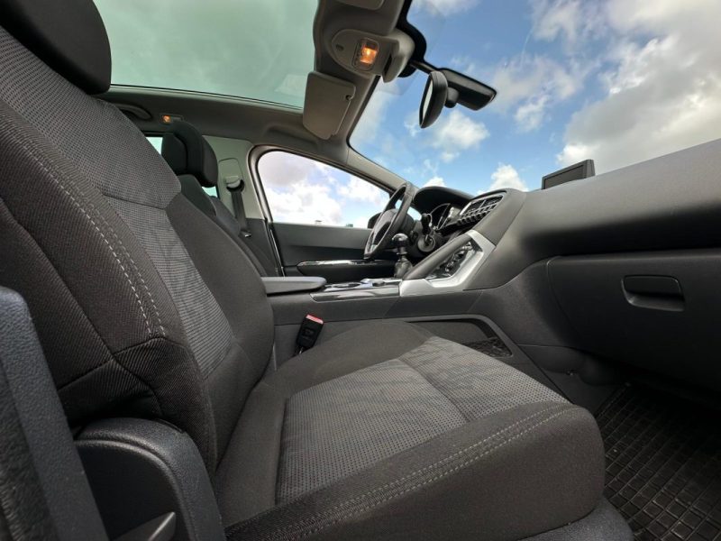 PEUGEOT 3008 1.6 THP 16V 156CH FÉLINE 2012