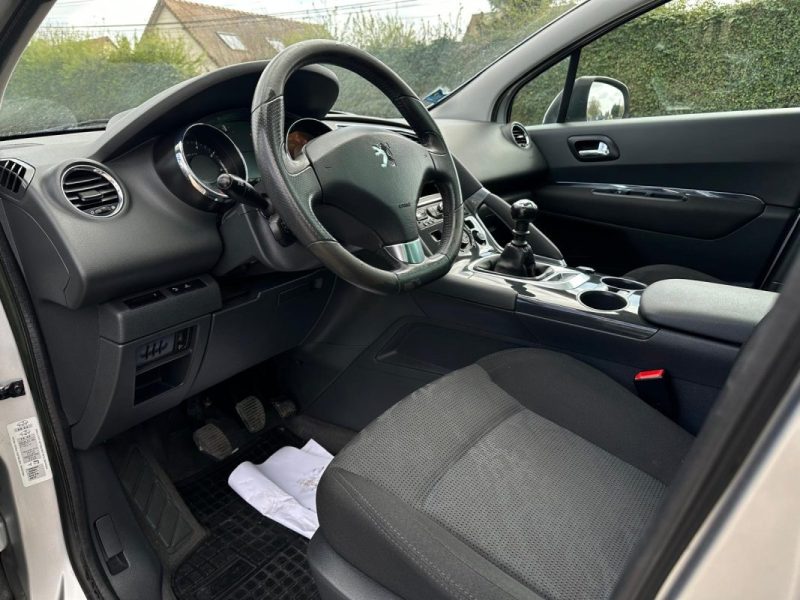PEUGEOT 3008 1.6 THP 16V 156CH FÉLINE 2012