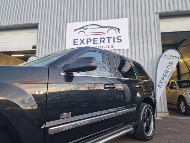 JEEP GRAND CHEROKEE LIMITED HEMI 5.7 i V8 326CV