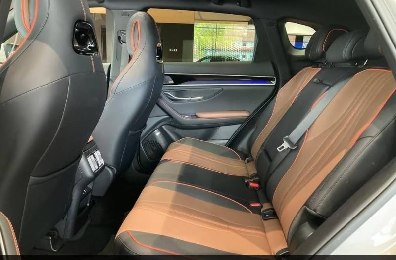 BYD SEAL U DM-i 324ch / Toit pano / HUD / Caméra 360° / Design