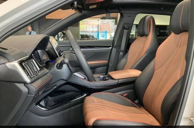 BYD SEAL U DM-i 324ch / Toit pano / HUD / Caméra 360° / Design