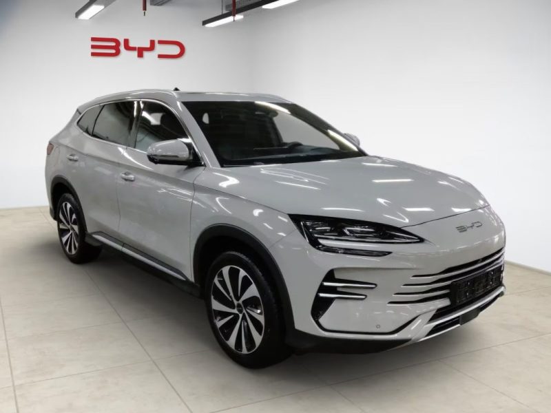 BYD Seal U DM-i 324ch AWD / Toit panoramique / Caméra 360 / Head-Up Display / Design