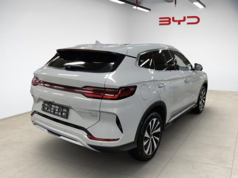 BYD Seal U DM-i 324ch AWD / Toit panoramique / Caméra 360 / Head-Up Display / Design