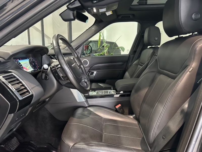 LAND ROVER Discovery 3.0 SDV6 306ch / Toit panoramique / 7 places / Suspension pneumatique / HSE