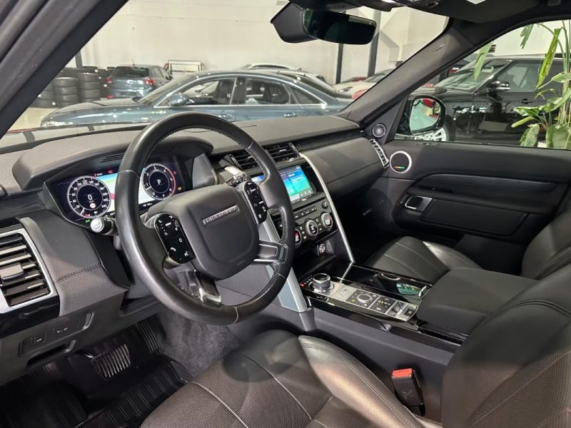 LAND ROVER Discovery 3.0 SDV6 306ch / Toit panoramique / 7 places / Suspension pneumatique / HSE