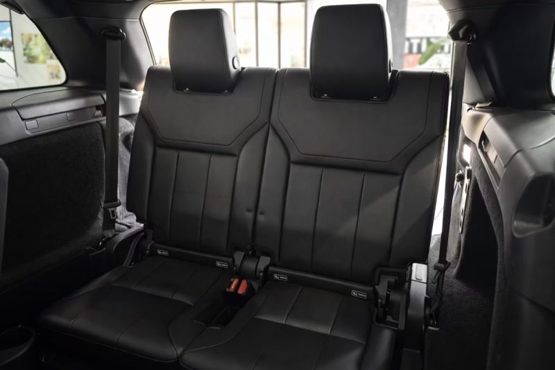 LAND ROVER Discovery 3.0 SDV6 306ch / Toit panoramique / 7 places / Suspension pneumatique / HSE