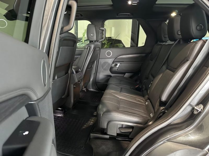 LAND ROVER Discovery 3.0 SDV6 306ch / Toit panoramique / 7 places / Suspension pneumatique / HSE