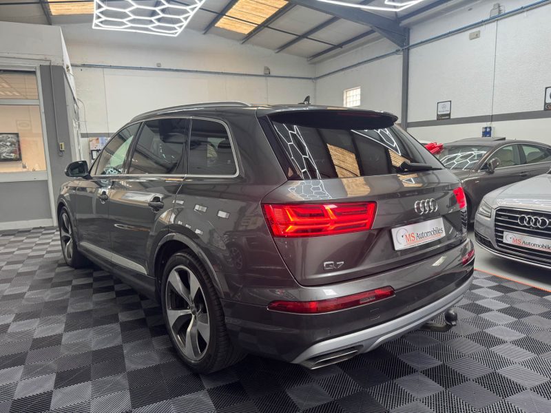 AUDI Q7 II V6 3.0 TDI 272ch S LINE QUATTRO TIPTRONIC 8 7PLACES GARANTIE 12 MOIS HISTORIQUE COMPLET 