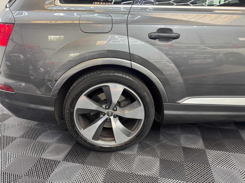 AUDI Q7 II V6 3.0 TDI 272ch S LINE QUATTRO TIPTRONIC 8 7PLACES GARANTIE 12 MOIS HISTORIQUE COMPLET 