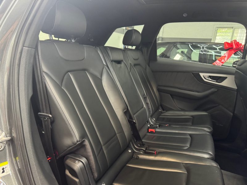 AUDI Q7 II V6 3.0 TDI 272ch S LINE QUATTRO TIPTRONIC 8 7PLACES GARANTIE 12 MOIS HISTORIQUE COMPLET 