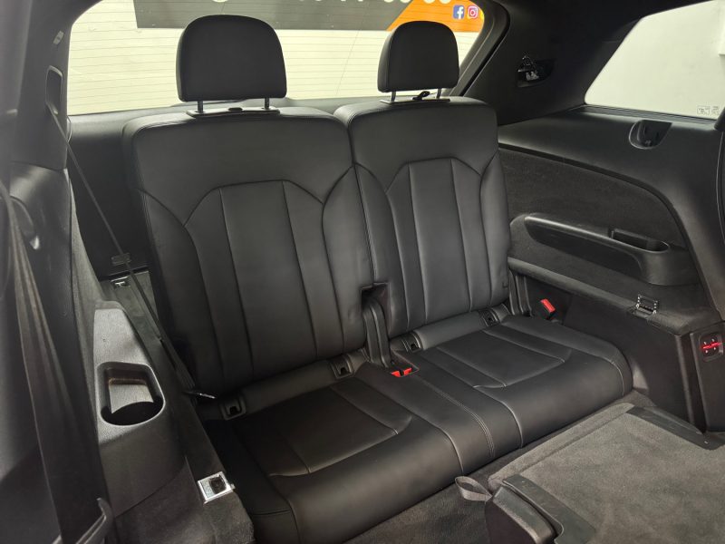AUDI Q7 II V6 3.0 TDI 272ch S LINE QUATTRO TIPTRONIC 8 7PLACES GARANTIE 12 MOIS HISTORIQUE COMPLET 