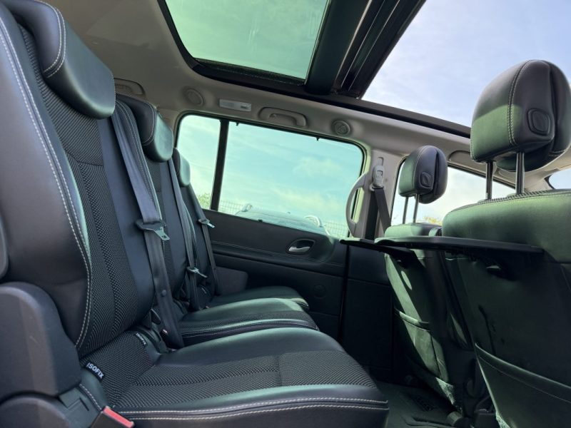 RENAULT GRAND ESPACE 2.0 DCI 150 cv - GARANTIE 12 mois - 7 places - Boite Automatique
