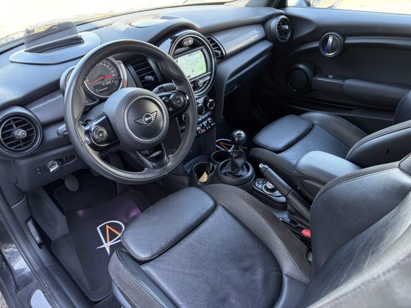Mini Cooper Cabriolet 136ch Chili / Cabrio / Tete haute / LEDS / Camera / Sieges chauffants / Park a
