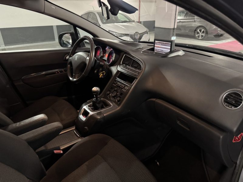 PEUGEOT 5008 1.6 HDI 112 PREMIUM PACK 2011