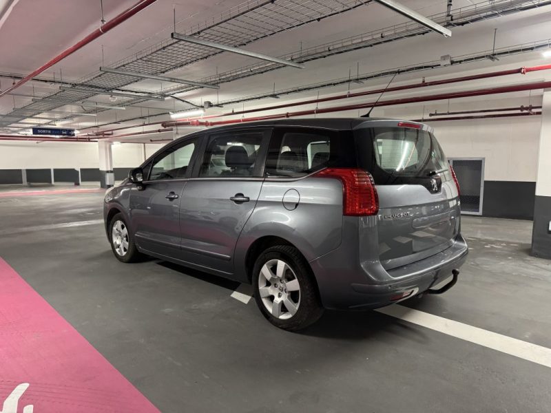 PEUGEOT 5008 1.6 HDI 112 PREMIUM PACK 2011