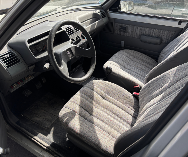 PEUGEOT 205 GR 1991