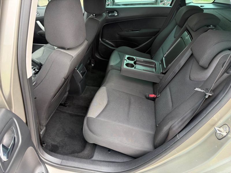 Peugeot 308 SW 1.6 VTi 120 ch Pack Premium - Clim - Break - Attelage - Révisée & Garantie 6 mois