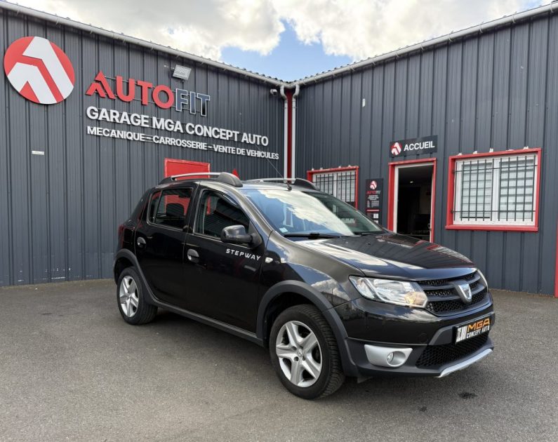 DACIA SANDERO 1.5 DCI 90CH ECO² LAURÉATE 2015