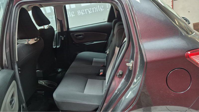 TOYOTA YARIS HYBRIDE 100cv FRANCE BUSINESS/1 ERE MAIN