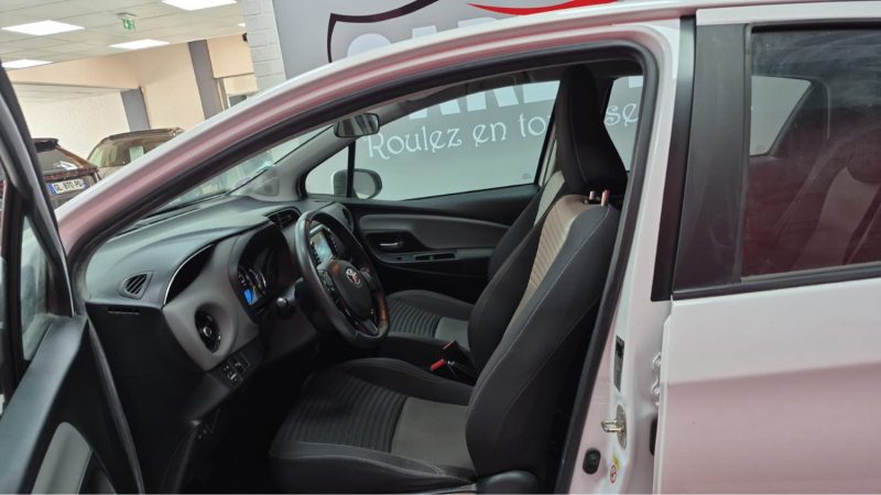  TOYOTA YARIS HYBRIDE 100cv FRANCE BUSINESS/1 ERE MAIN