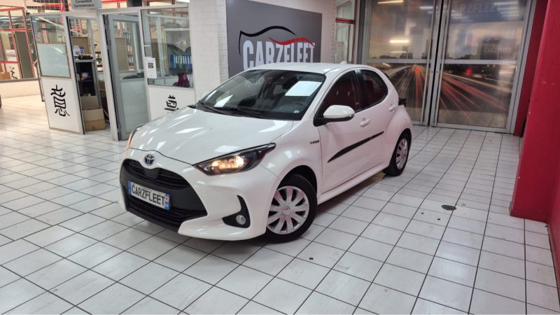 TOYOTA YARIS 4 BERLINE 116cv DYNAMIC BUSINESS/1 ERE MAIN/TVA RECUPERABLE