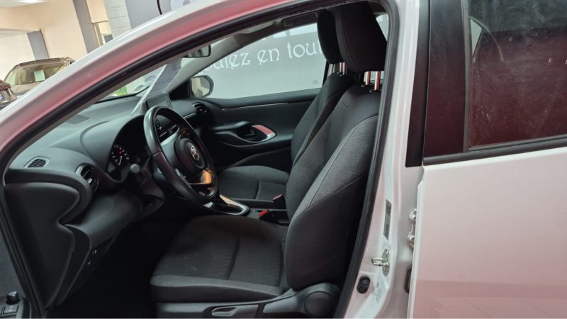 TOYOTA YARIS 4 BERLINE 116cv FRANCE BUSINESS 2022/1 ERE MAIN/TVA RECUPERABLE