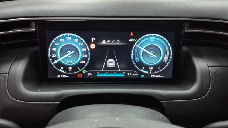 HYUNDAI TUCSON 1.6 SUV HYBRIDE ESSENCE 230cv BUSINESS/1 ERE MAIN/TVA RECUPERABLE