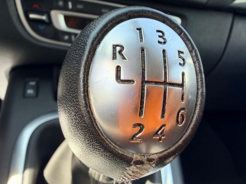 RENAULT SCENIC III 1.2 TCE 130CH ENERGY LIMITED EURO6 79MKM 