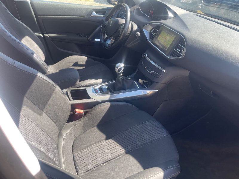 PEUGEOT 308 SW 1.5 BLUEHDI 130CH S&S ALLURE 130MKM