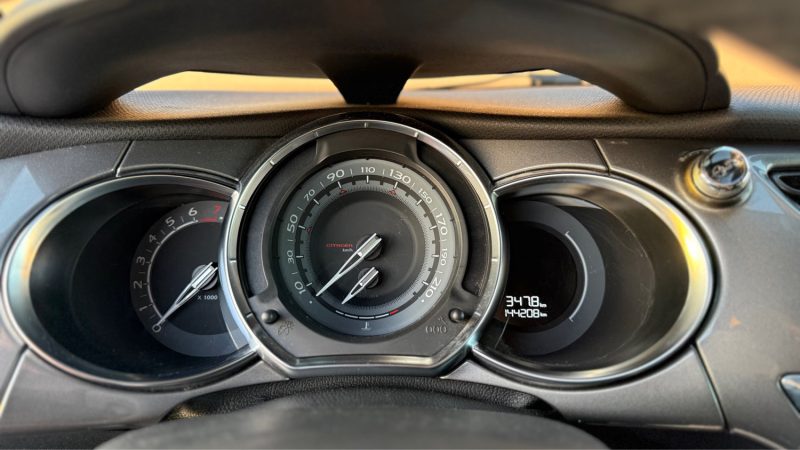 CITROËN DS3 DS3 1.2 VTI 82 SO CHIC  2015 !!!! PREMIERE MAINS  