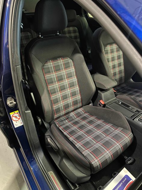 VOLKSWAGEN GOLF VII 2.0 TSI 245CH BLUEMOTION TECHNOLOGY GTI PERFORMANCE DSG7