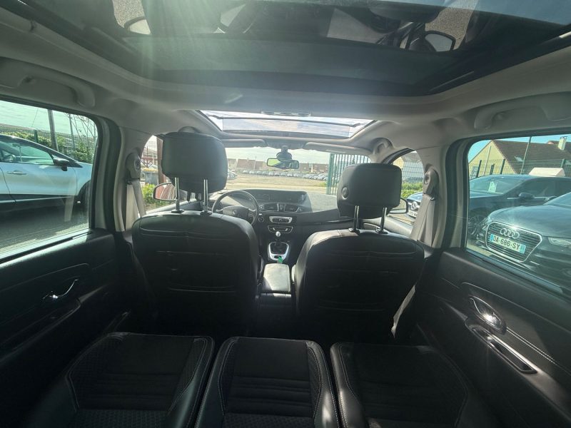 RENAULT SCENIC 3 PHASE 3 BOSE 1.2I - 16V TCE TURBO 130CV TOIT OUVRANT 2015