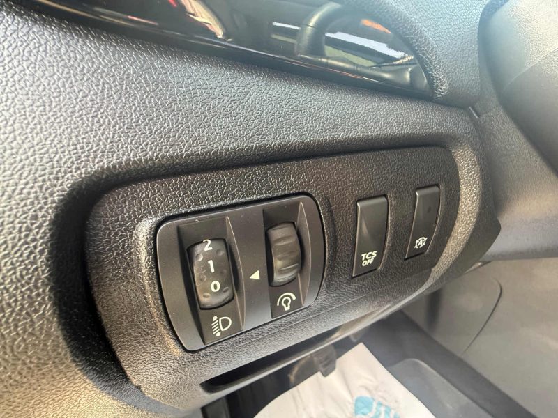 RENAULT SCENIC 3 PHASE 3 BOSE 1.2I - 16V TCE TURBO 130CV TOIT OUVRANT 2015