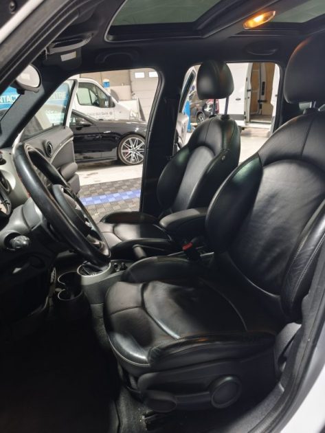 MINI COUNTRYMAN S 184CH BVA édition RED HOT CHILLI 2013