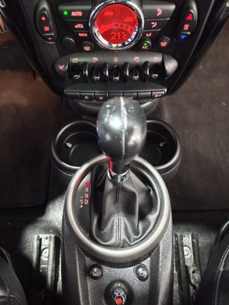 MINI COUNTRYMAN S 184CH BVA édition RED HOT CHILLI 2013