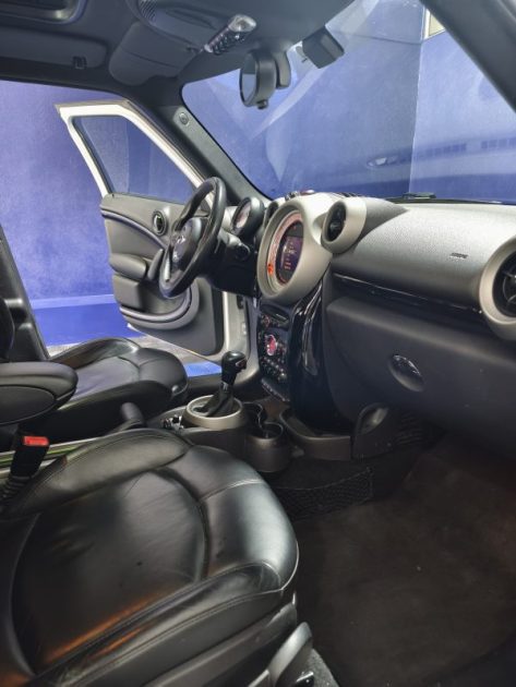 MINI COUNTRYMAN S 184CH BVA édition RED HOT CHILLI 2013