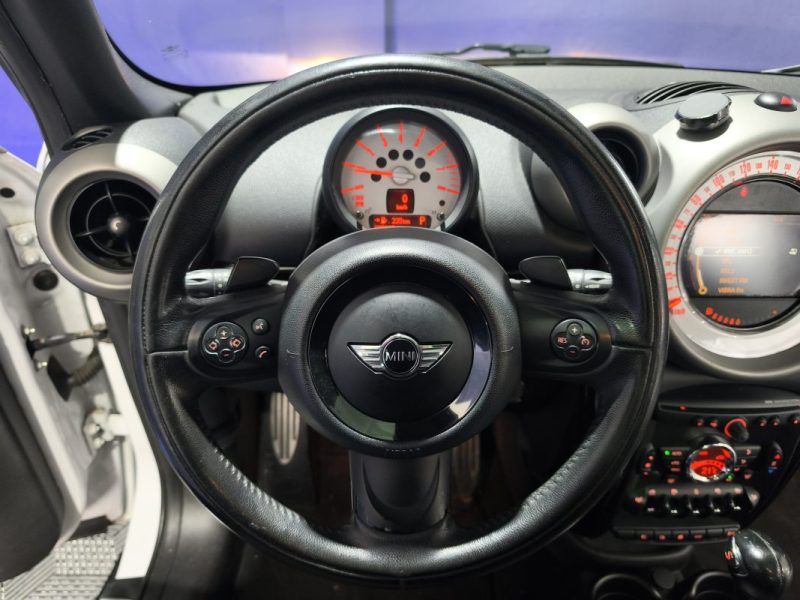 MINI COUNTRYMAN S 184CH BVA édition RED HOT CHILLI 2013