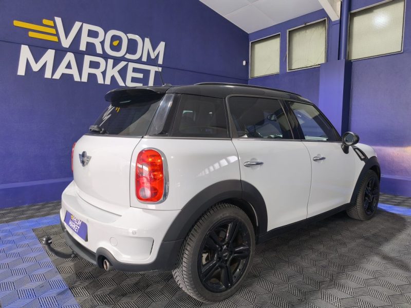 MINI COUNTRYMAN S 184CH BVA édition RED HOT CHILLI 2013