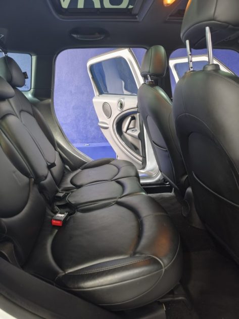 MINI COUNTRYMAN S 184CH BVA édition RED HOT CHILLI 2013