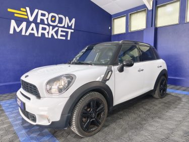 MINI COUNTRYMAN S 184CH BVA édition RED HOT CHILLI 2013