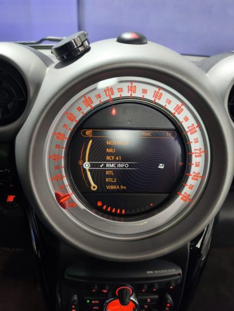 MINI COUNTRYMAN S 184CH BVA édition RED HOT CHILLI 2013