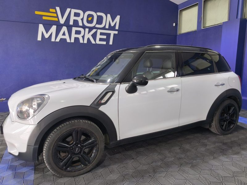 MINI COUNTRYMAN S 184CH BVA édition RED HOT CHILLI 2013