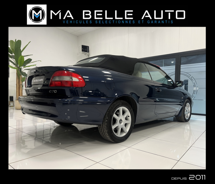 VOLVO C70 CABRIOLET 2.0 TURBO 163 SUMMUM / CARNET COMPLET / 90 euros mensuel