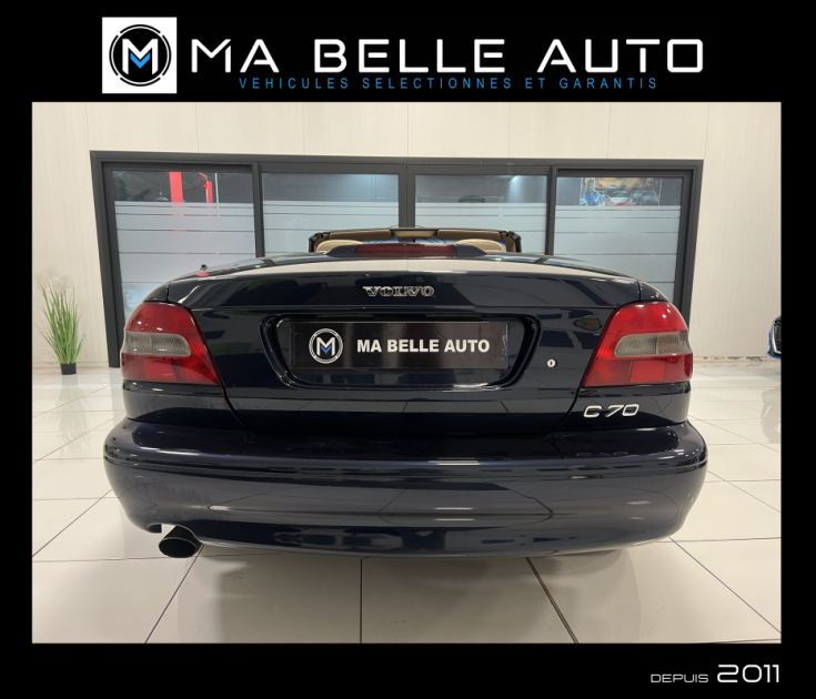 VOLVO C70 CABRIOLET 2.0 TURBO 163 SUMMUM / CARNET COMPLET / 90 euros mensuel