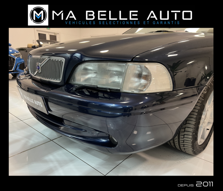 VOLVO C70 CABRIOLET 2.0 TURBO 163 SUMMUM / CARNET COMPLET / 90 euros mensuel