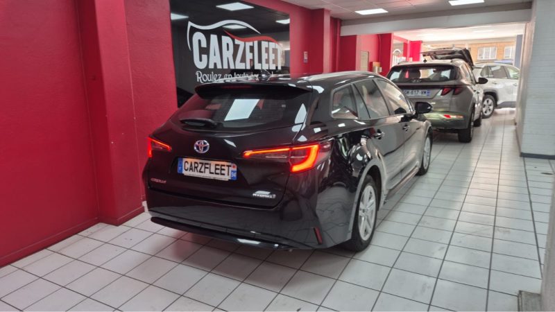 TOYOTA COROLLA TOURING SPORTS 122cv DYNAMIC BUSINESS/1 ERE MAIN/TVA RECUPERABLE