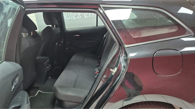 TOYOTA COROLLA TOURING SPORTS 122cv DYNAMIC BUSINESS/1 ERE MAIN/TVA RECUPERABLE