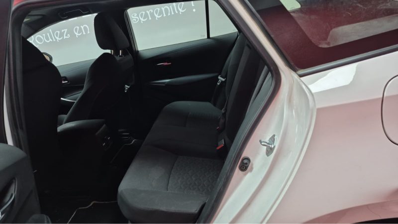 TOYOTA COROLLA TOURING SPORTS 122cv DYNAMIC BUSINESS/1 ERE MAIN/TVA RECUPERABLE